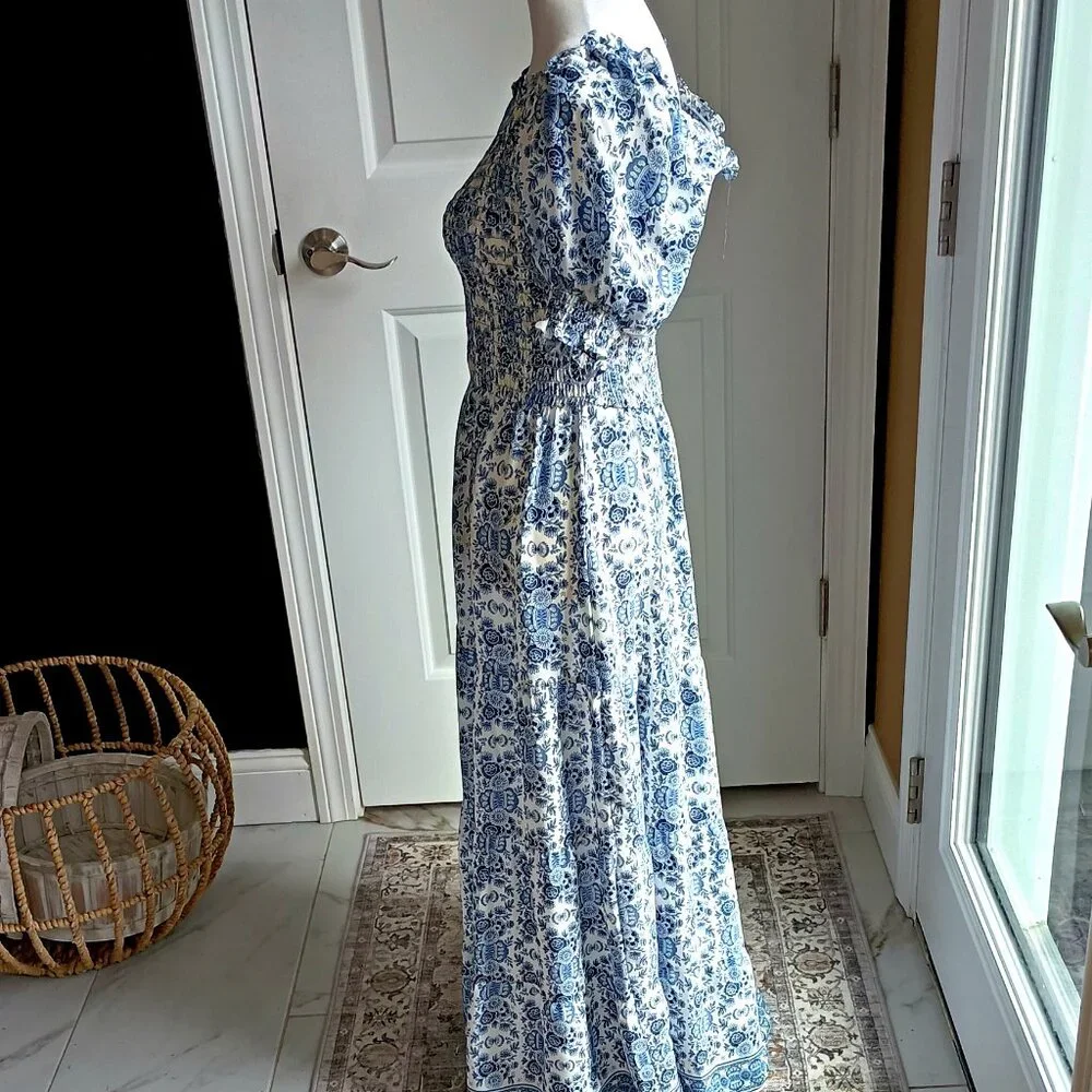 NWOT! BLUE & WHITE FLORAL Smocked MAXI DRESS - Picture 3 of 6